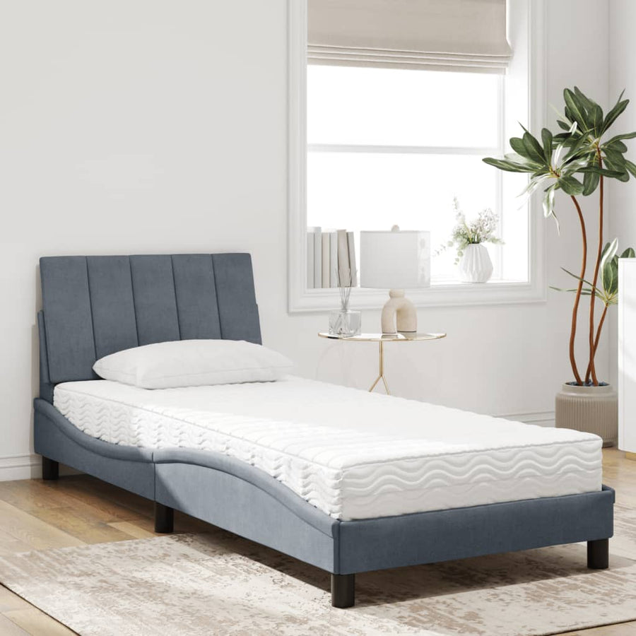 Bed met matras fluweel donkergrijs 90x190 cm
