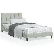 Bed met matras 100x200 cm lichtgrijs fluweel