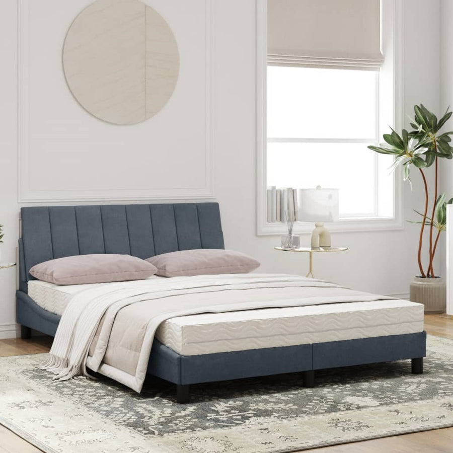 Bed met matras fluweel donkergrijs 120x200 cm