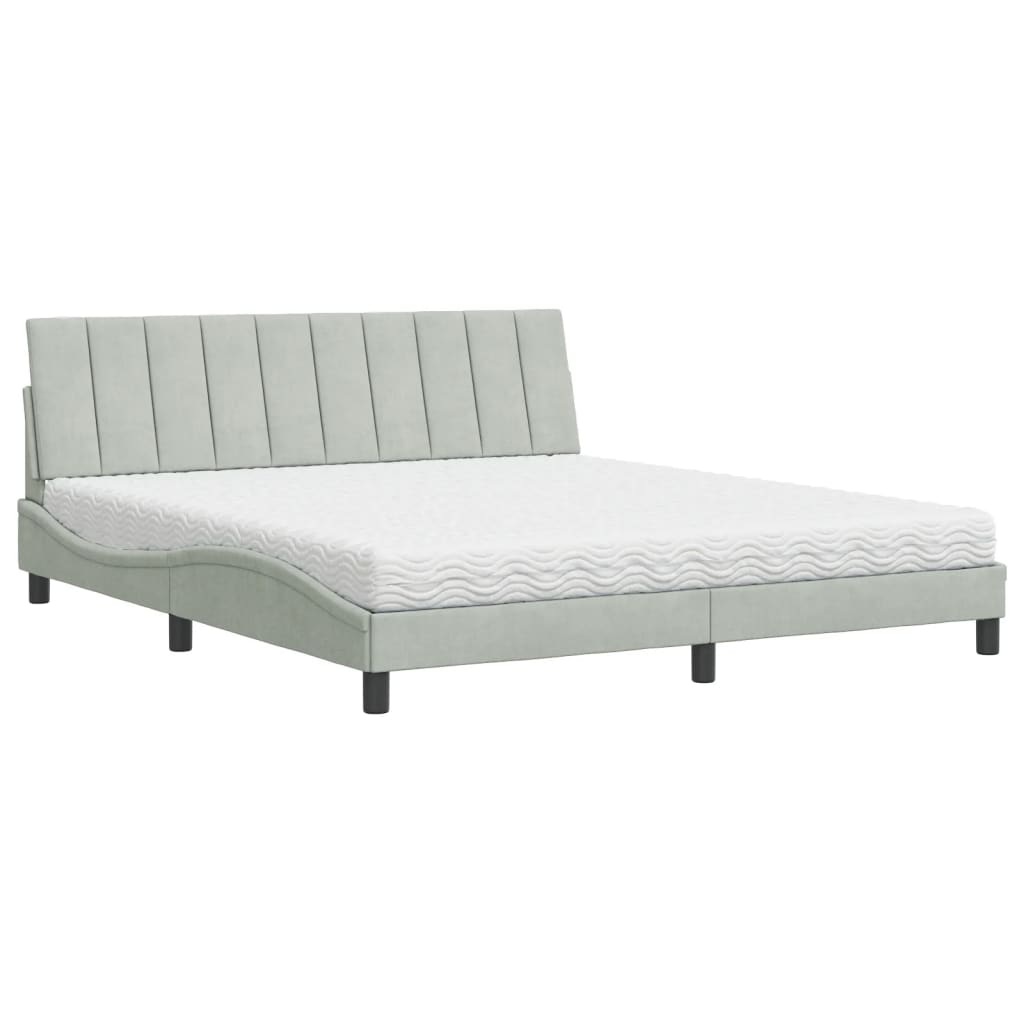 Bed met matras fluweel lichtgrijs 180x200 cm