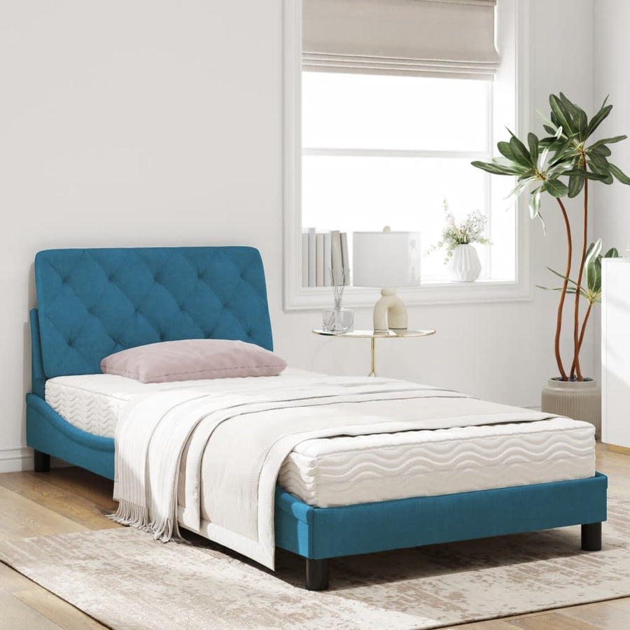 Bed met matras fluweel blauw 100x200 cm