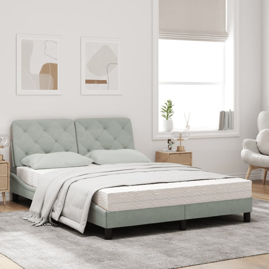 Bed met matras fluweel lichtgrijs 120x200 cm