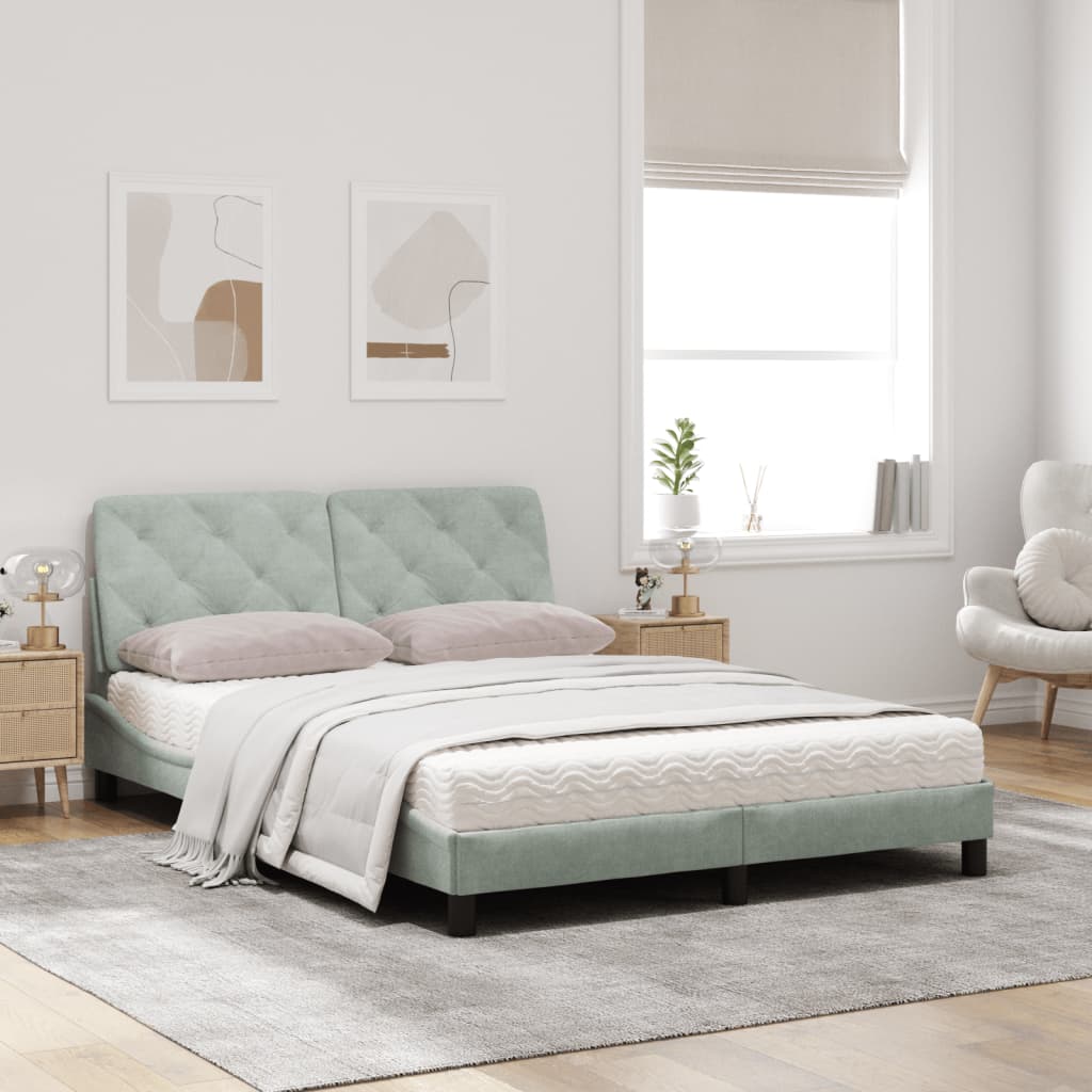 Bed met matras fluweel lichtgrijs 160x200 cm