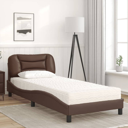 Bed met matras kunstleer bruin 80x200 cm