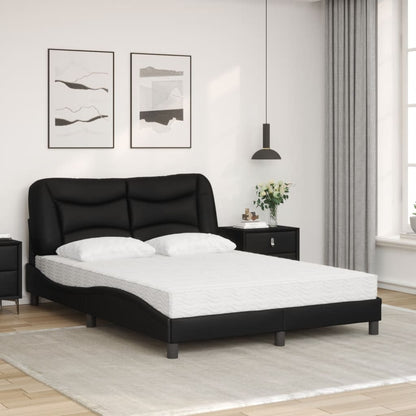 Bed met matras kunstleer zwart 140x200 cm