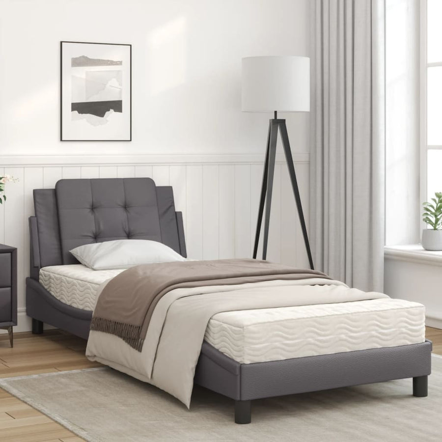 Bed met matras kunstleer grijs 90x200 cm