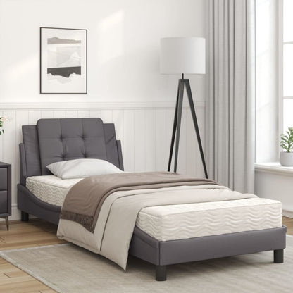 Bed met matras kunstleer grijs 100x200 cm