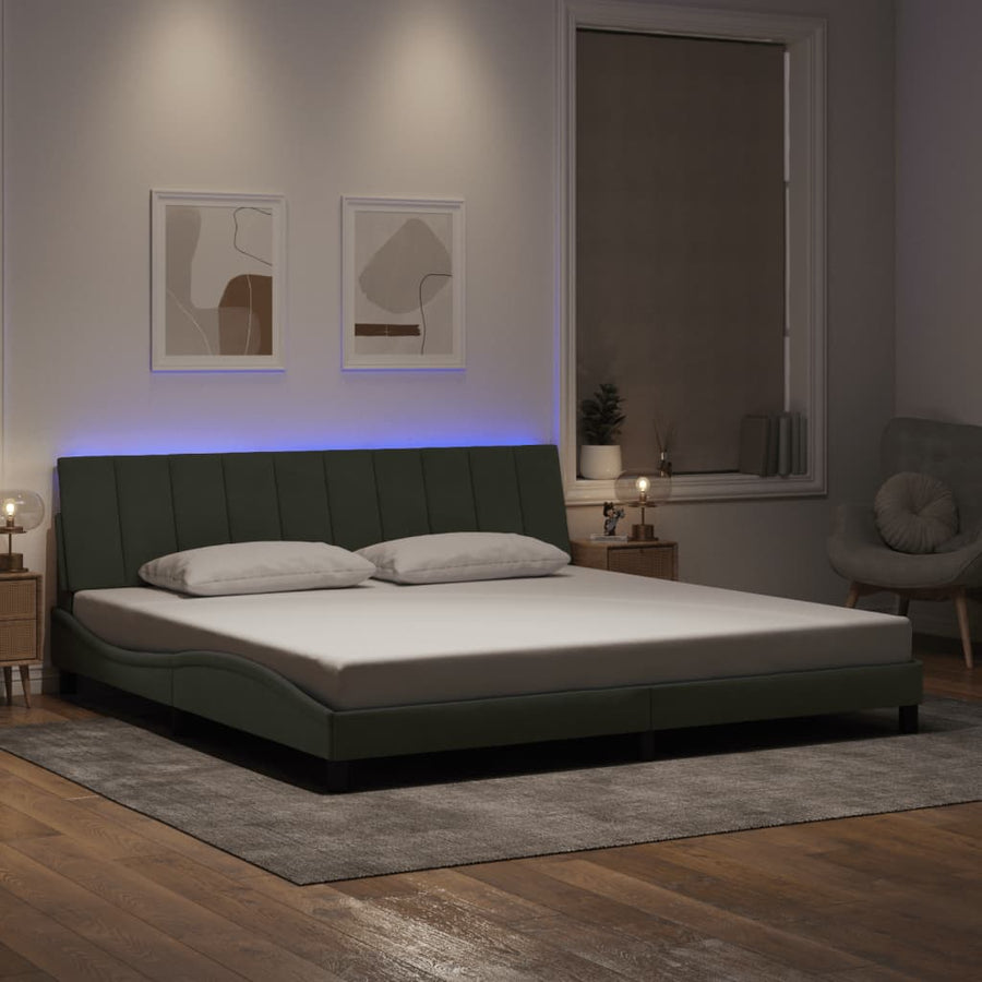 Bedframe Met Led-Verlichting Fluweel 200 x 200 cm Lichtgrijs