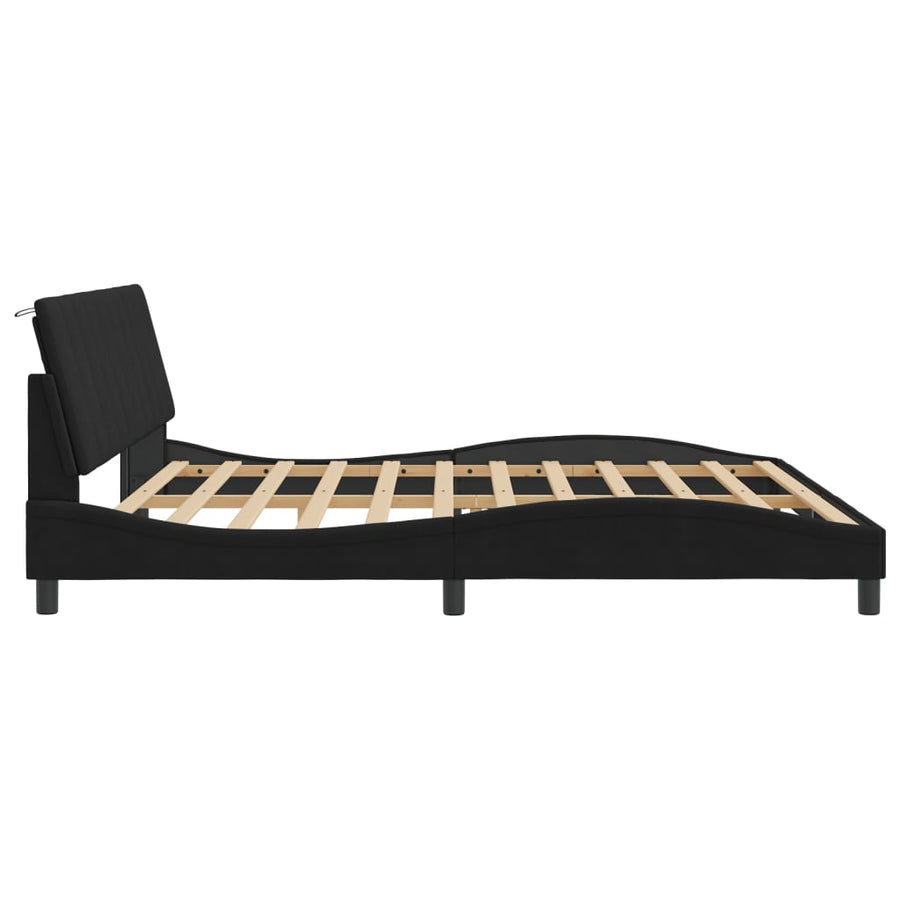 Bedframe Met Led-Verlichting Fluweel Zwart 200X200 Cm