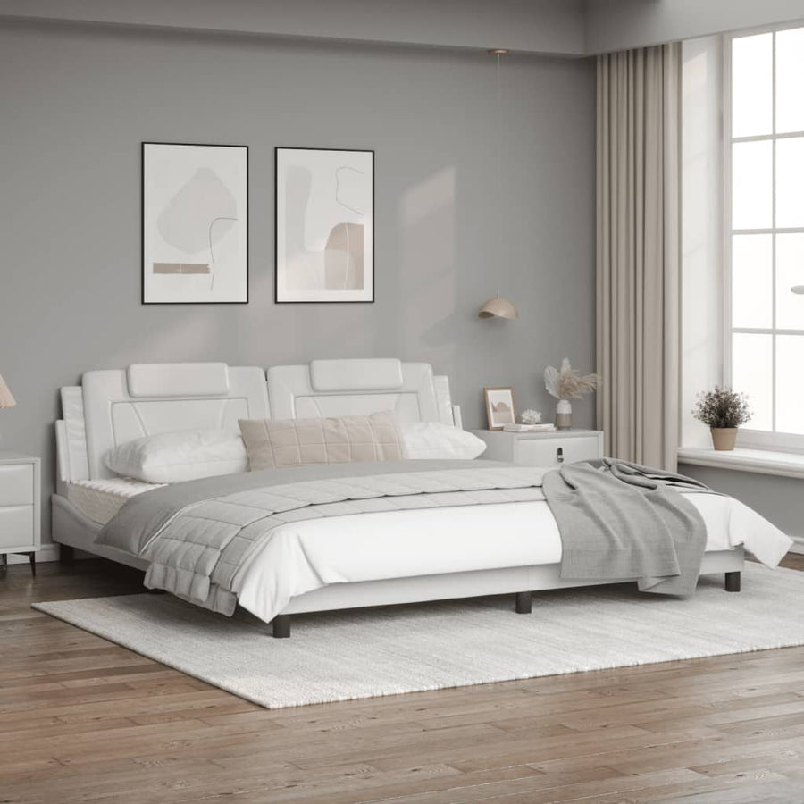 Bedframe Met Led-Verlichting Kunstleer Wit 200X200 Cm