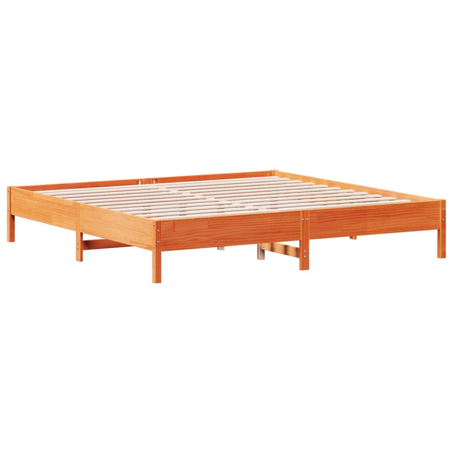 Bedframe massief grenenhout wasbruin 200x200 cm