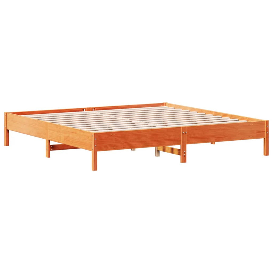 Bedframe massief grenenhout wasbruin 200x200 cm