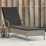 Ligbed poly rattan lichtgrijs met wielen en kussens