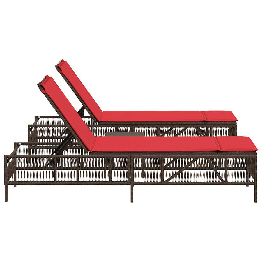 Ligstoelen 2 stuks met tafel Bruin Poly Rotan
