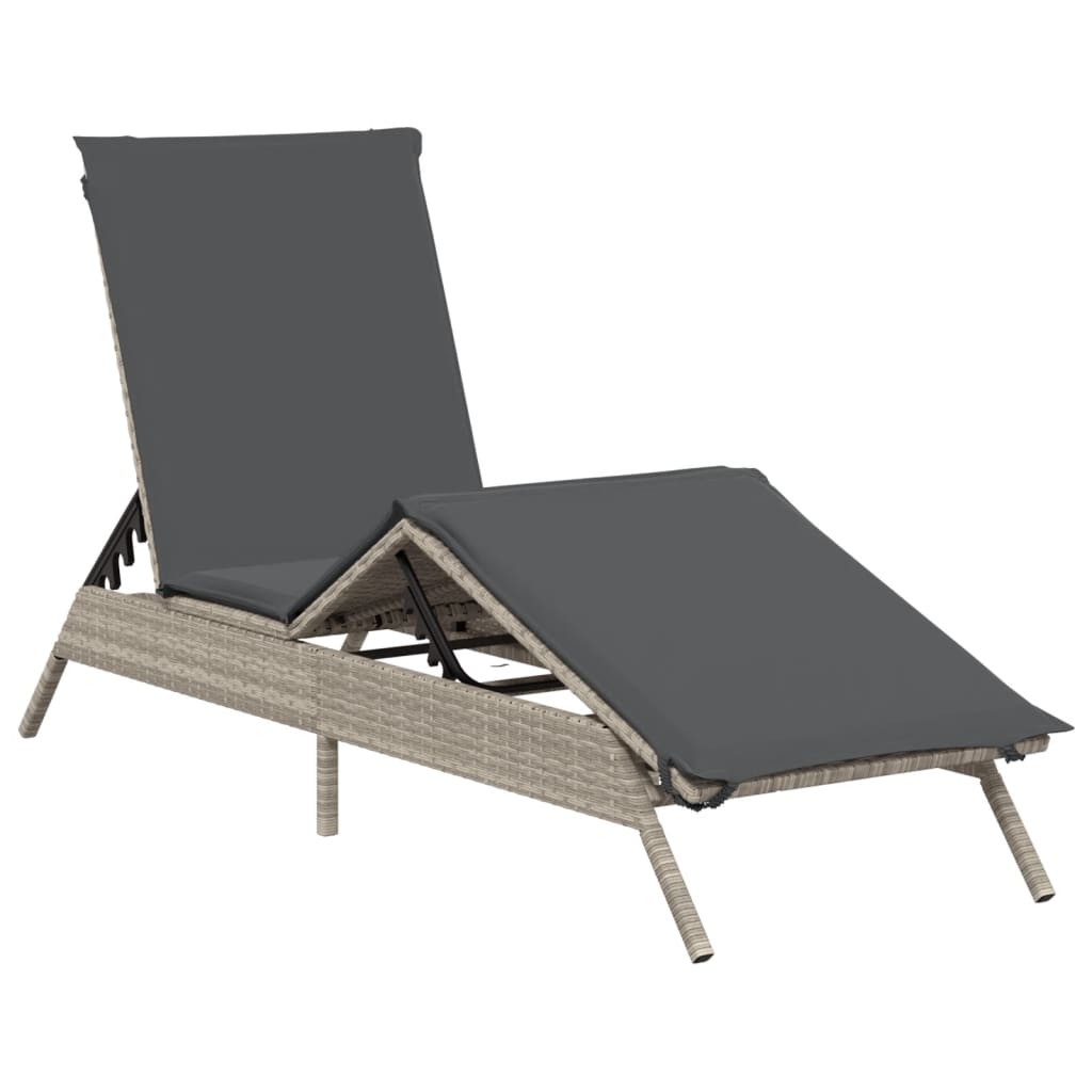 Ligstoelen 2 st met kussen poly rattan lichtgrijs