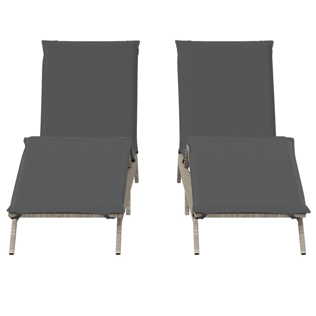 Ligstoelen 2 st met kussen poly rattan lichtgrijs