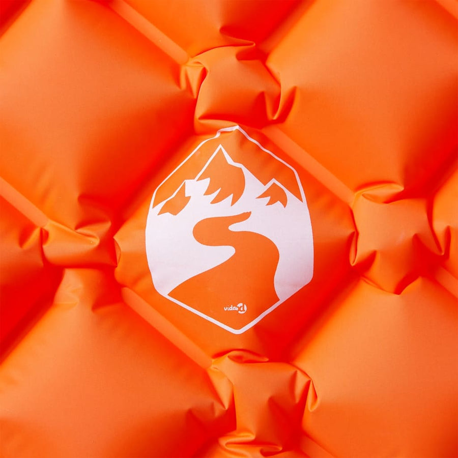 Kampeermatras opblaasbaar 190x58x6 cm oranje