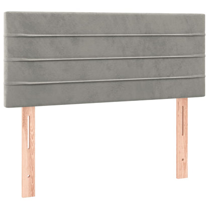Boxspring met matras en LED fluweel lichtgrijs 120x190 cm