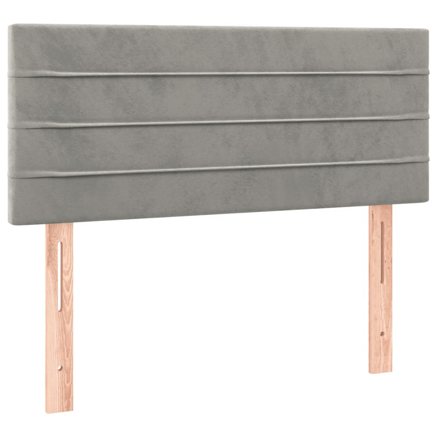 Boxspring met matras en LED fluweel lichtgrijs 120x190 cm