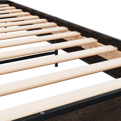 Bedframe bewerkt hout en metaal bruin eikenkleurig 90x190 cm
