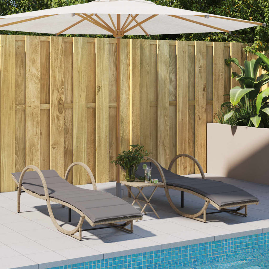 Ligstoelen 2 st met kussens poly rattan beige