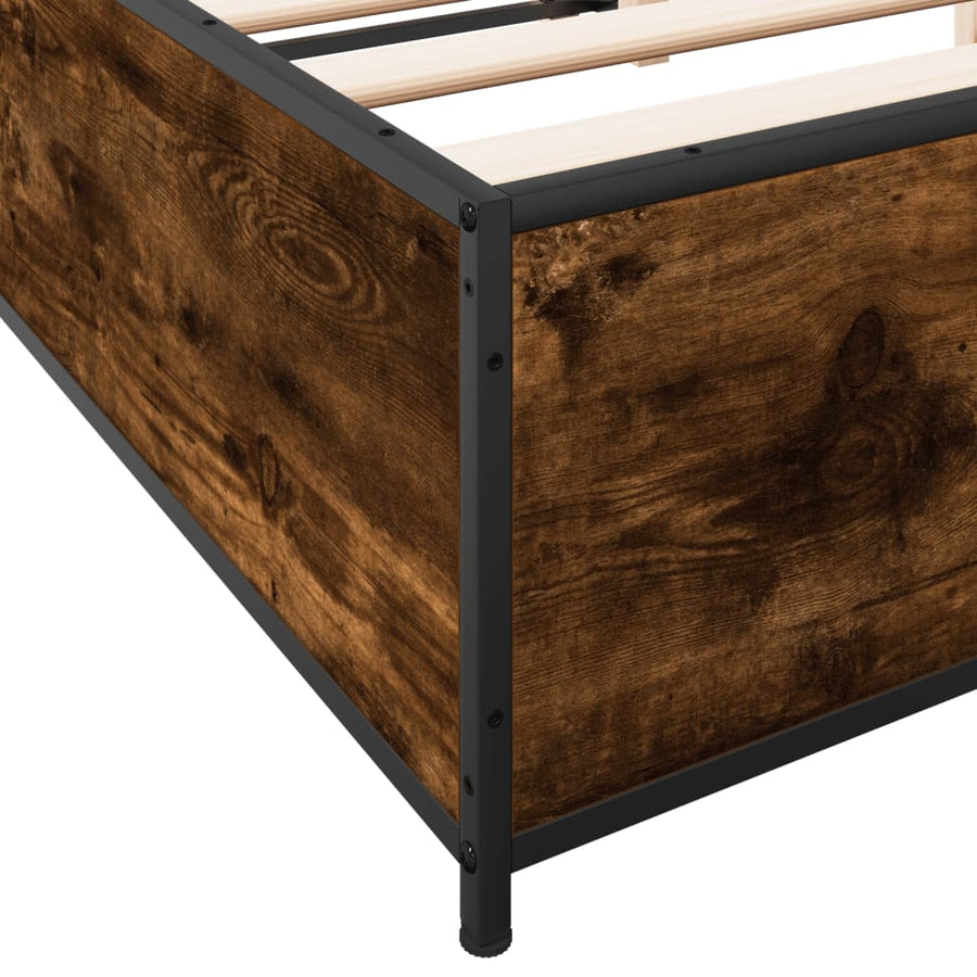 Bedframe bewerkt hout metaal gerookt eikenkleurig 140x200 cm