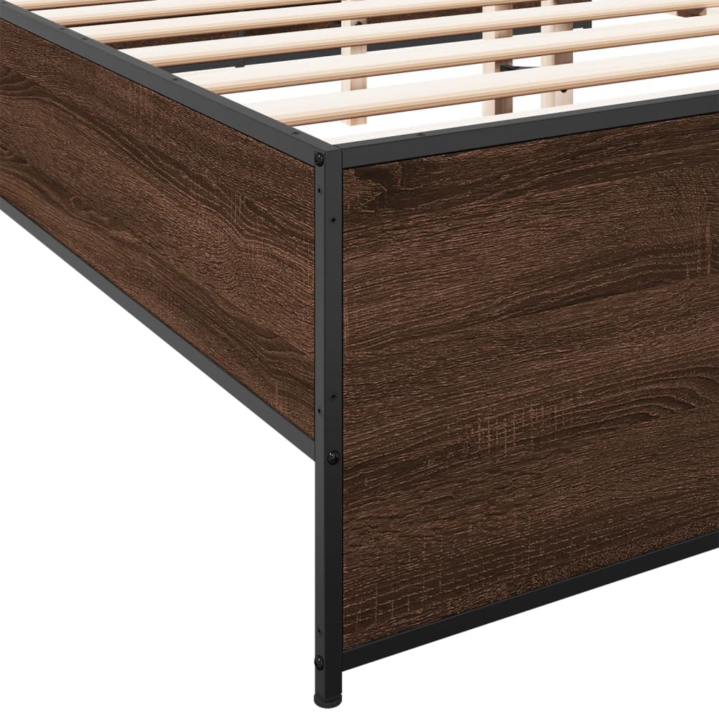 Bedframe bewerkt hout metaal bruin eikenkleur 200x200 cm