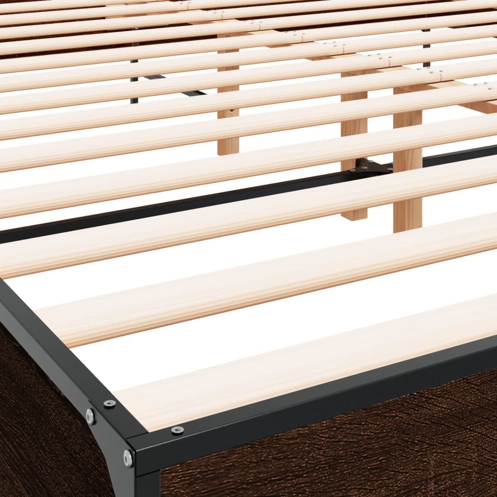 Bedframe bewerkt hout metaal bruin eikenkleur 200x200 cm