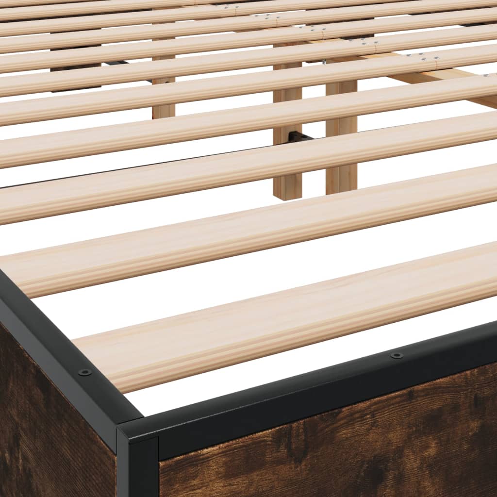 Bedframe bewerkt hout metaal gerookt eikenkleurig 150x200 cm