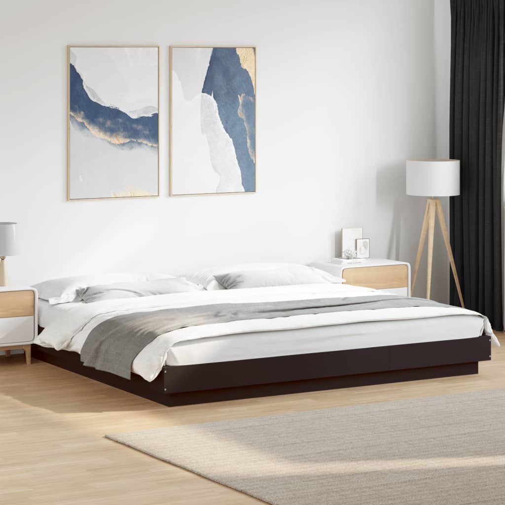 Bedframe met LED-verlichting bewerkt hout zwart 200x200 cm
