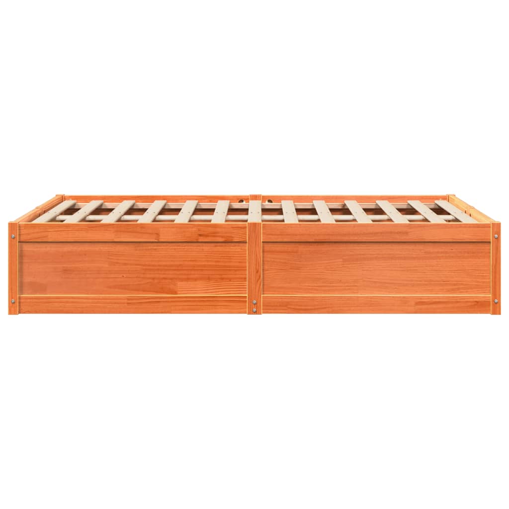 Bedframe massief grenenhout wasbruin 135x190 cm