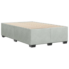 Bedframe fluweel lichtgrijs 120x200 cm