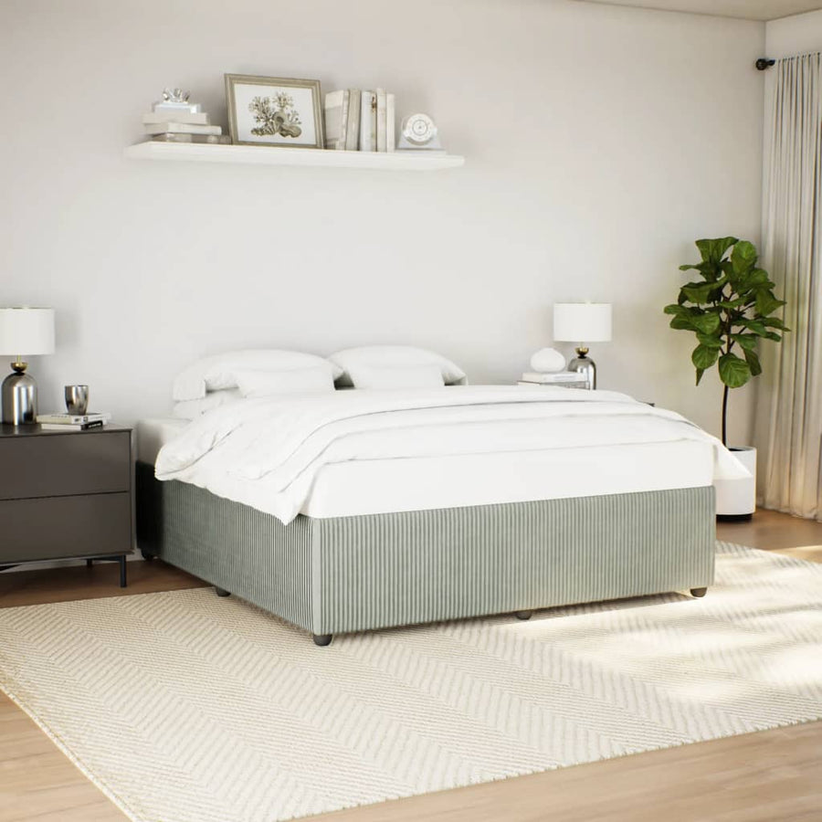 Bedframe fluweel lichtgrijs 200x200 cm