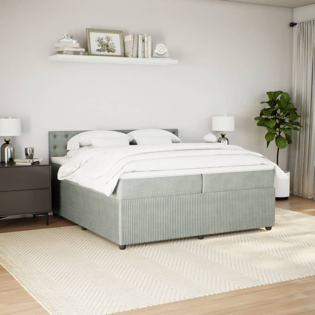 Boxspring met matras fluweel lichtgrijs 200x200 cm