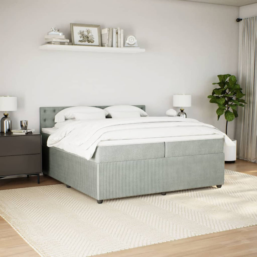 Boxspring met matras fluweel lichtgrijs 200x200 cm