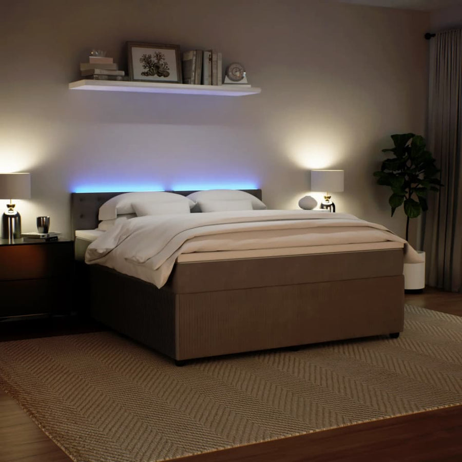 Boxspring met matras fluweel lichtgrijs 180x200 cm