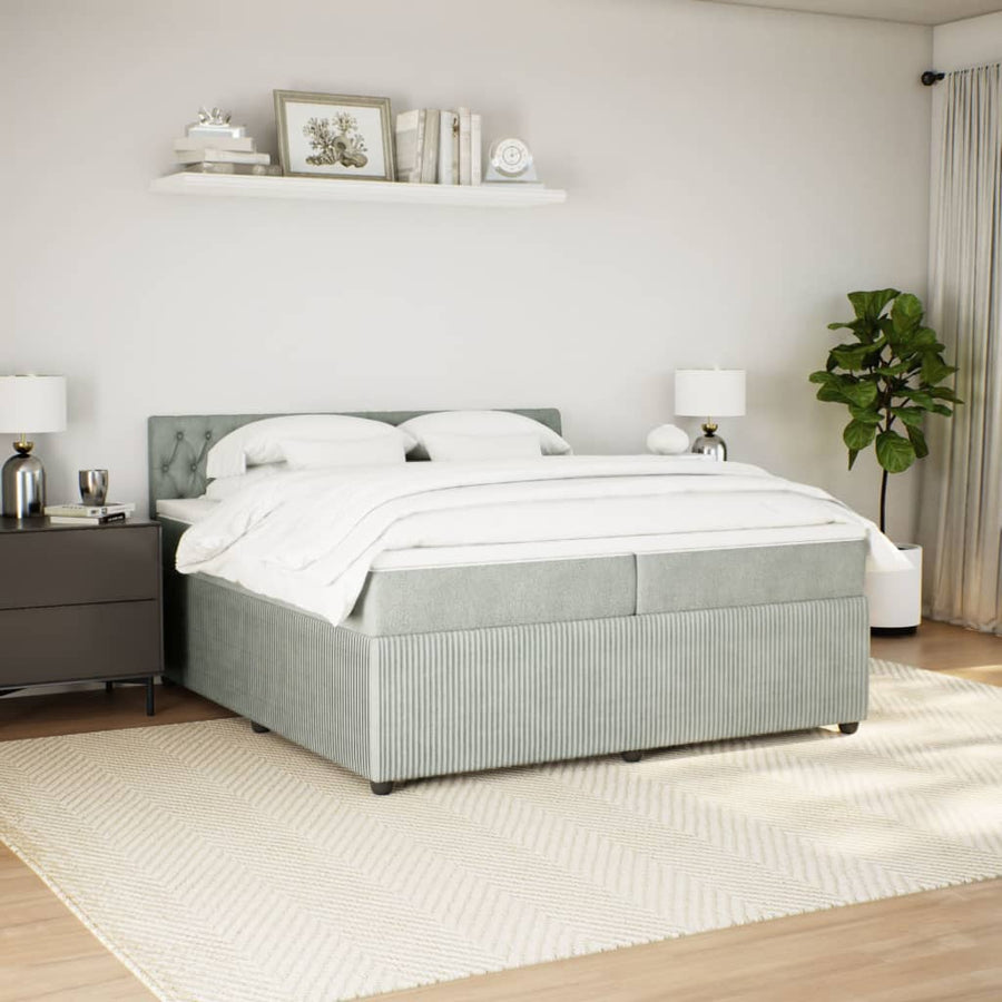 Boxspring met matras fluweel lichtgrijs 200x200 cm