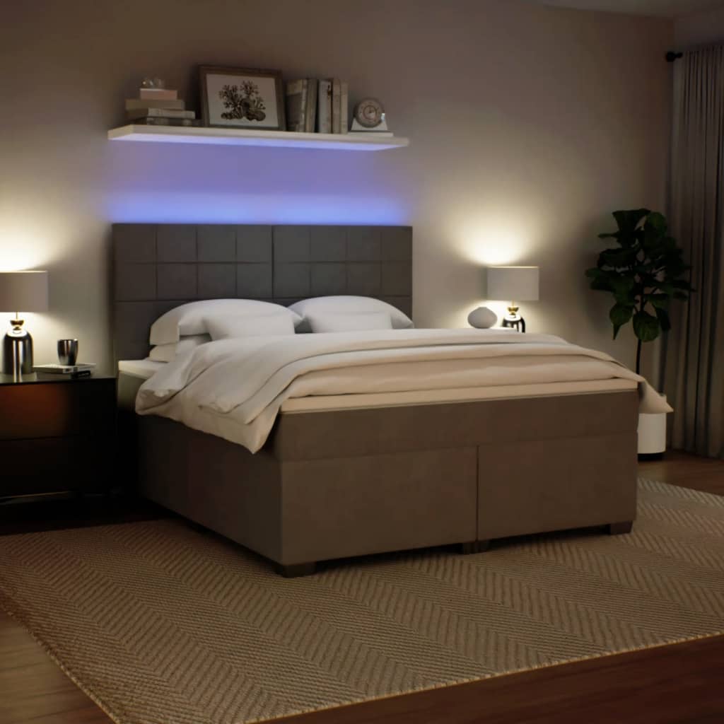 Boxspring met matras fluweel lichtgrijs 180x200 cm