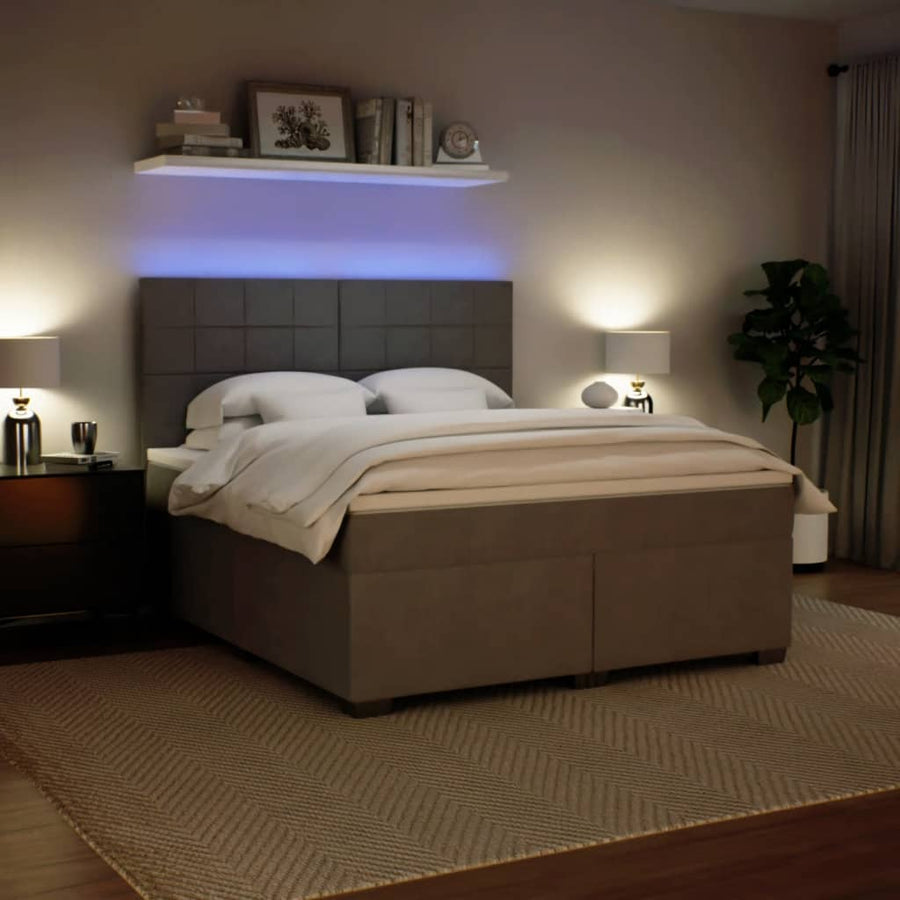 Boxspring met matras fluweel lichtgrijs 180x200 cm