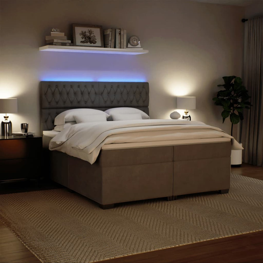 Boxspring met matras fluweel lichtgrijs 200x200 cm