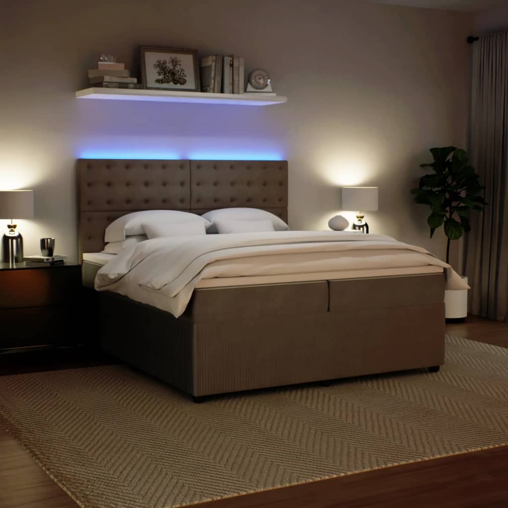 Boxspring met matras fluweel lichtgrijs 200x200 cm