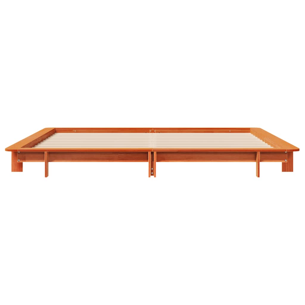 Bedframe zonder matras massief grenenhout wasbruin 160x200 cm