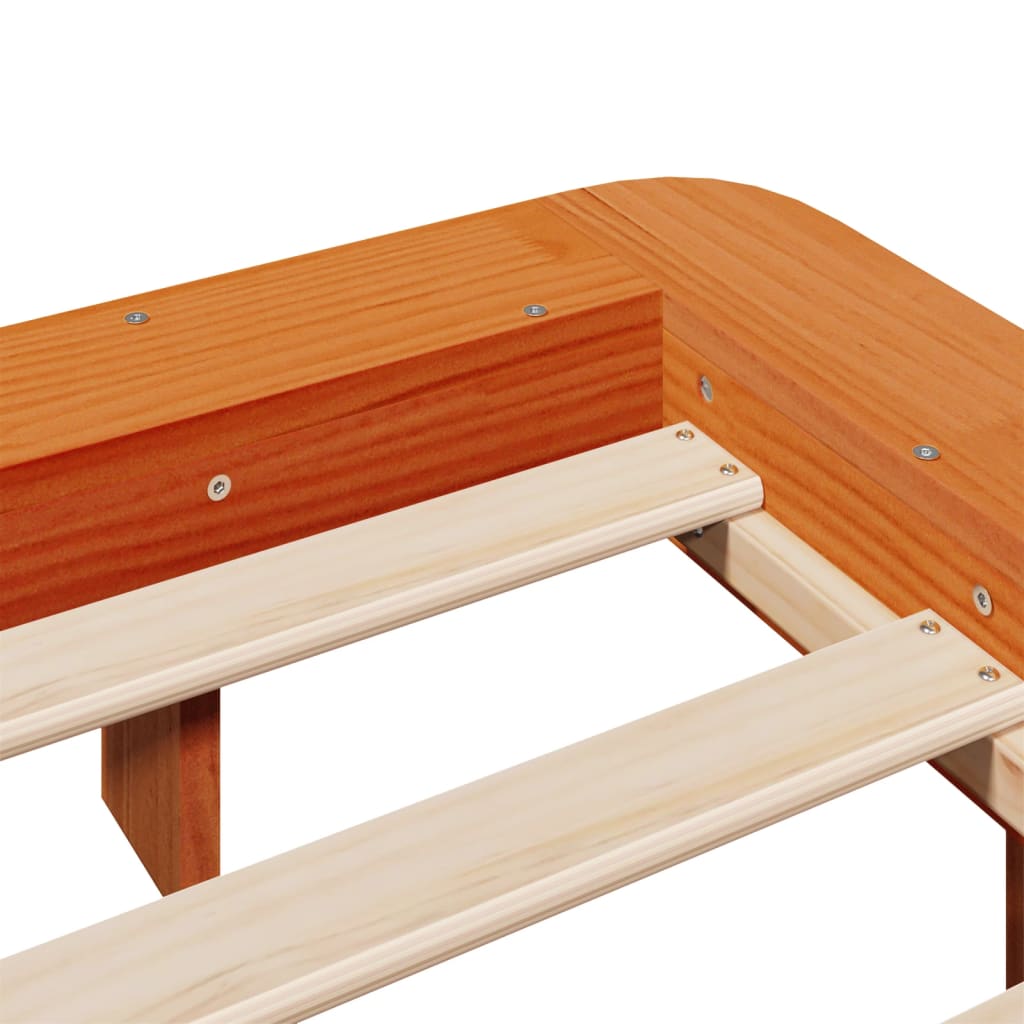 Bedframe zonder matras massief grenenhout wasbruin 160x200 cm