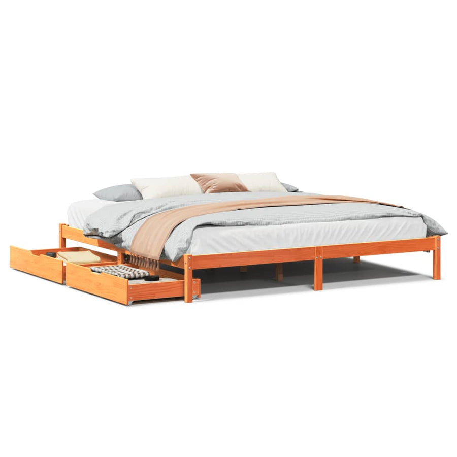 Bedframe zonder matras massief grenenhout wasbruin 200x200 cm