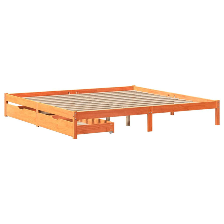 Bedframe zonder matras massief grenenhout wasbruin 200x200 cm