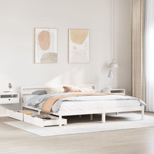 Bedframe zonder matras massief grenenhout wit 200x200 cm