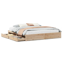 Bedframe zonder matras massief grenenhout 200x200 cm