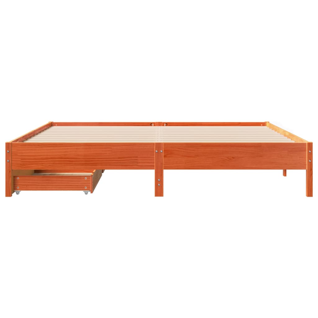 Bedframe zonder matras massief grenenhout wasbruin 200x200 cm