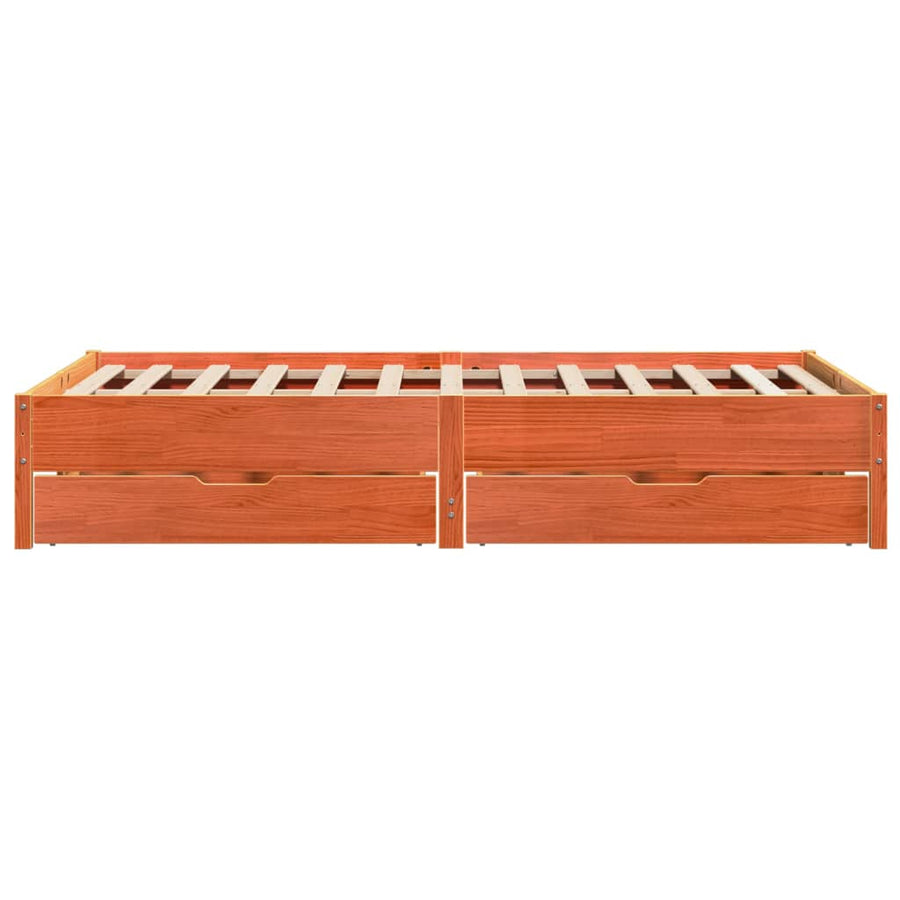 Bedframe zonder matras massief grenenhout wasbruin 140x200 cm