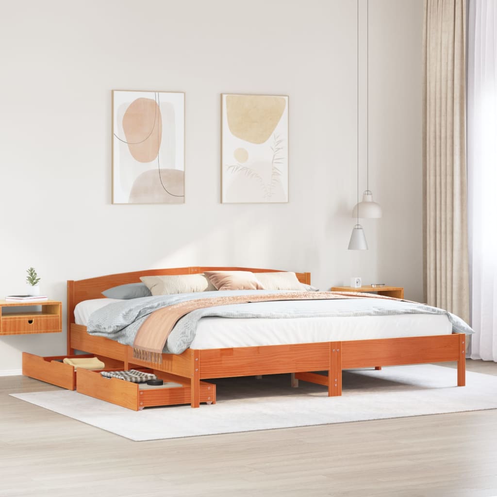 Bedframe zonder matras massief grenenhout wasbruin 200x200 cm